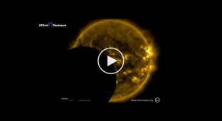 Объект размером с планету снятый около Солнца телескопом SOHO