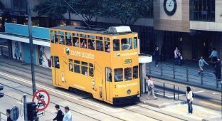 Двухэтажные трамваи Гонконга (7 фото)