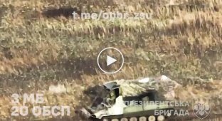 Ноу-хау на фронті: автомат на дроні розстрілює піхоту супротивника, яка ховається у посадках на Донеччині