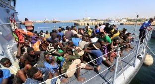 Что вы должны знать о современной работорговле в Ливии (7 фото + 1 видео)