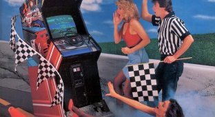 Умелая реклама прошлого века с элементами "клубнички" игровых автоматов и компьютерных игр (19 фото)