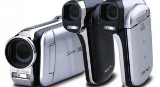 Sanyo анонсировала три новые камеры линейки Dual Camera