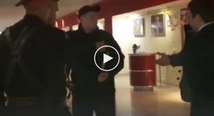 В Краснодаре охрана кинотеатра не пустила на сеанс казака Морозова с холодным оружием