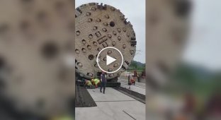 Как работает огромный тоннелепроходческий комплекс