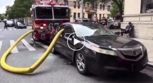 Чому не можна паркуватися біля пожежного гідранту