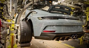 Porsche потеряла 96% прибыли за первые девять месяцев 2025 года (3 фото)