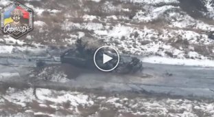 У Марьинки наши воины уничтожили редкий российский танк Т-90С