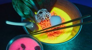 В Таиланде семья отведала суши, зараженные светящимися флуоресцентными бактериями (4 фото + 1 видео)