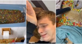 A young blogger decided to conduct an experiment with hydrogel and was not prepared for the consequences (3 photos + 1 video)