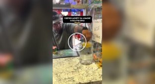 Удержи монету на лимоне и получи приз