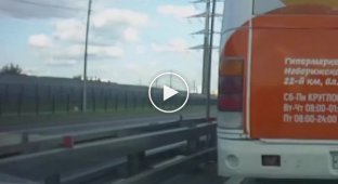 Встреча двоих на двух колесах