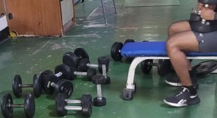Gyms from which you want to escape (13 photos)