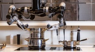 Британская компания разработала кухню-робота за $333 тысячи (3 фото + 1 видео)