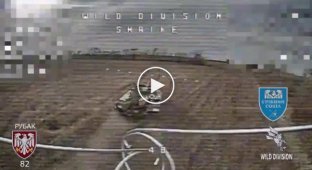 Detonation of the ammunition of the Russian self-propelled gun 2S9 “Nona-S” after the arrival of a Ukrainian kamikaze drone in the Zaporozhye region