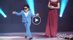 Gangnam Style от ребенка