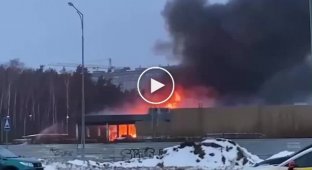 A selection of videos of rocket attacks, shelling in Ukraine. Release 75
