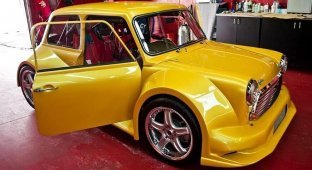 Old Mini turned into a racing car and put up for sale (11 photos)