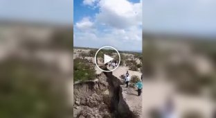 A harbinger of the apocalypse: a giant rift in the earth occurred in Mexico