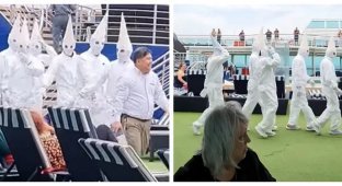 Круизной компании пришлось извиняться за костюмы сотрудников (2 фото + 1 видео)