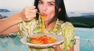 Кендалл Дженнер отмечает 30-летие (9 фото)