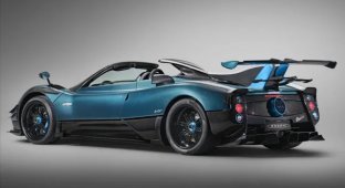 Unique supercar Pagani Zonda Unico with two wings presented (3 photos)