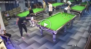 Accidental trick in billiards