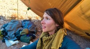 A Woman Paid $13,000 to Get Lost in the Wild (3 photos) photo)