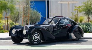 З молотка піде детальна копія безслідно зниклої моделі Bugatti Type 57 SC Atlantic (28 фото)