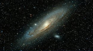 "Не думали, что это возможно". Учёные обнаружили мега структуру, которая ставит под сомнение представления о космосе (2 фото)