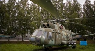 Музей вертолетов в Торжке (37 фотографий)