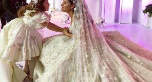 Свадьба года: как племянницу миллиардера Aлишepa Уcмaнoвa выдавали замуж (2 фото)
