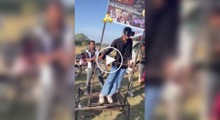 В Индии парк аттракционов изобрел новую карусель, не имеющую аналогов в мире