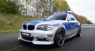 Полицейский BMW 123d от AC Schnitzer (35 фото)