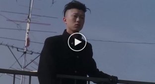 An actor stood motionless on a roof for almost 10 hours straight to capture the perfect timelapse