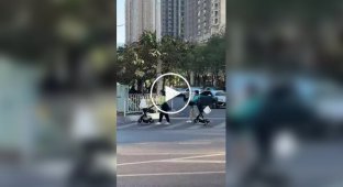 A baby stroller that follows its owner