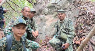 Чоловіки знайшли невідому статую посеред лісу Таїланду: вчені спантеличені (5 фото)