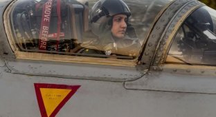 Пилот из Пакистана (12 фото)