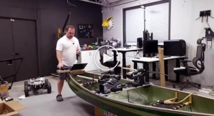 An American built a boat that rows itself