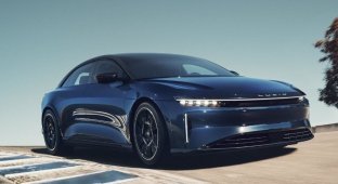 Lucid Air Sapphire electric car with 1234 hp capable of accelerating from 0 to 100 km / h in 1.89 seconds (6 photos)