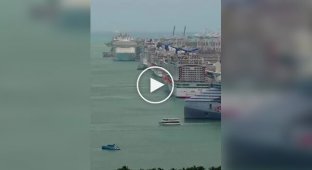 Круїзні лайнери залишають порт Форт Лодердейл