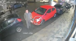 Разборка у британского бара