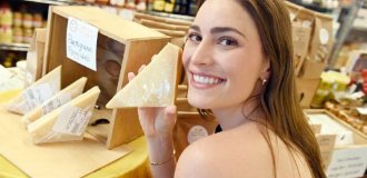 The girl got addicted to cheese and went to rehab because of this addiction (3 photos)