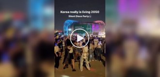 Silent parties are gaining popularity in South Korea