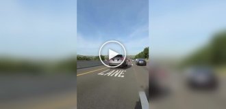 Почему не надо ездить между рядов