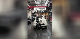 Девушке приснилось, что ей подарили Porshe