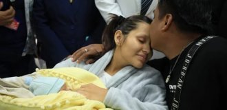 A baby was born developing in its mother's liver (4 photos)