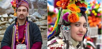 Жестокий миф арийской деревни: туристки ездили сюда ради беременности (6 фото)