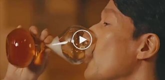Японцы сделали бокал для медленного питья