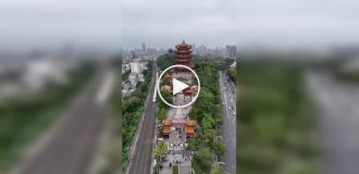 Залізничний вокзал Уханя: один із найбільших транспортних вузлів Азії