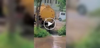 Бодрящие водные процедуры в Индии